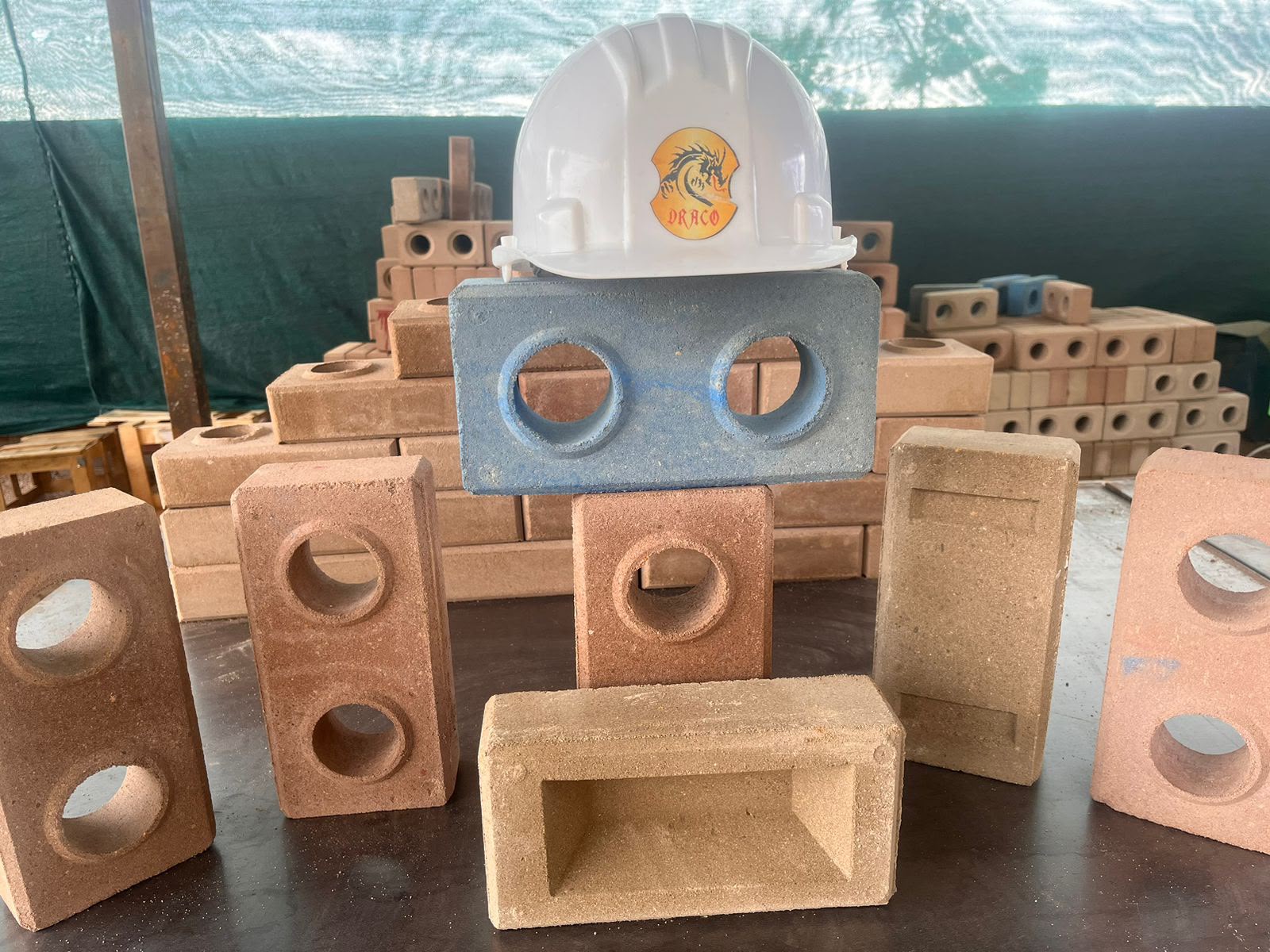 Modelos de ladrillos producidos por las prensas Draco's